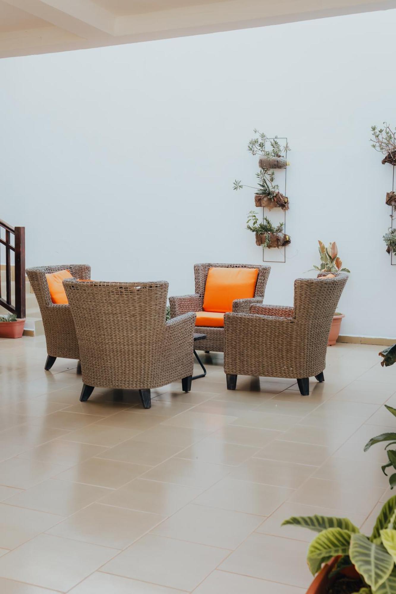 Harmony Resort Boutique Hotel Banjul Exterior foto